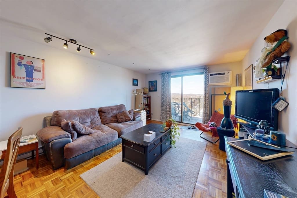 2353 Massachusetts Ave # 93, Cambridge MA 02140 photo 9