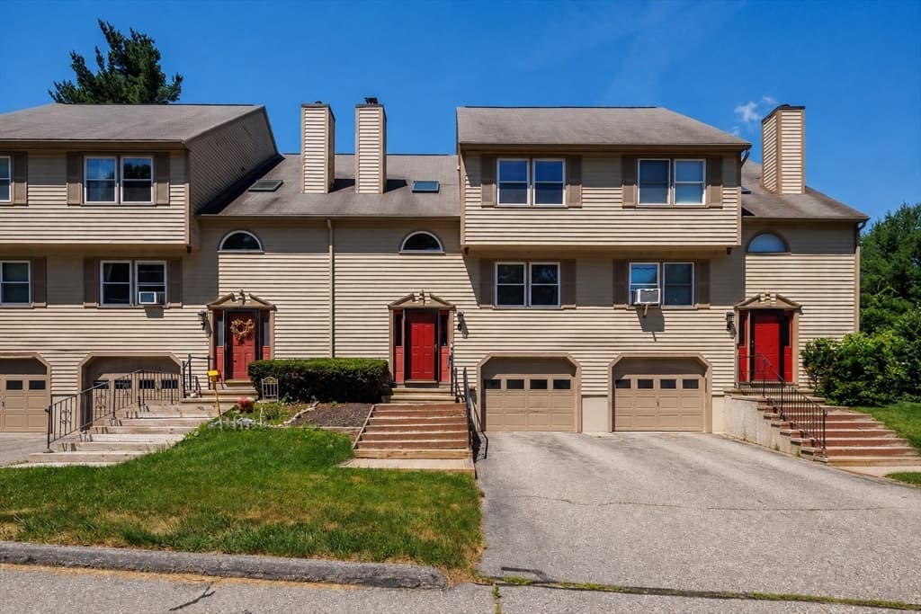 6 Melissa Ln. # 6, Oxford MA 01540