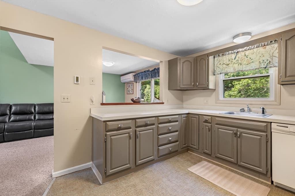 6 Melissa Ln. # 6, Oxford MA 01540 photo 10