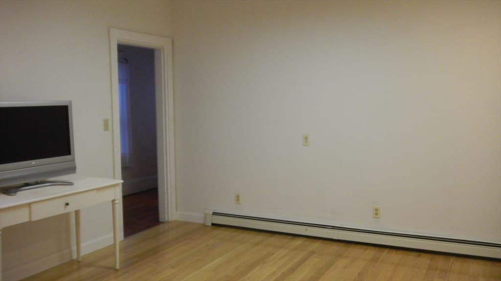77-79 Dalby Street, Newton MA 02458 photo 3