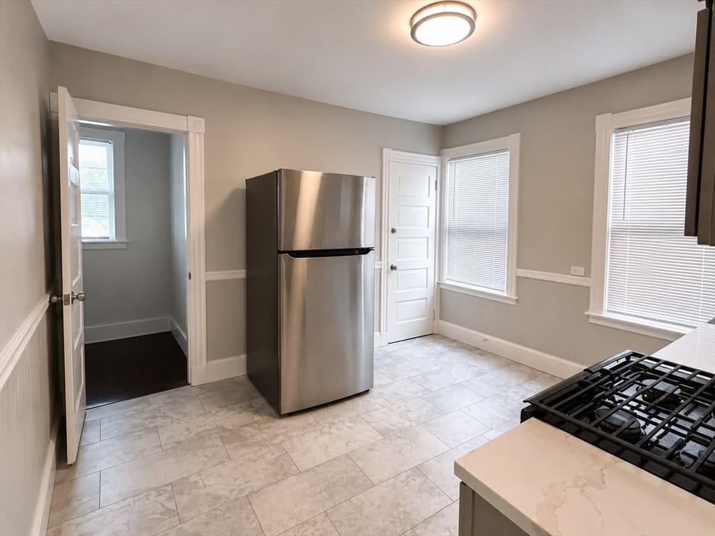 3 Family at 22 Rowell St, Boston MA 02125, Boston, photo 6 of 15