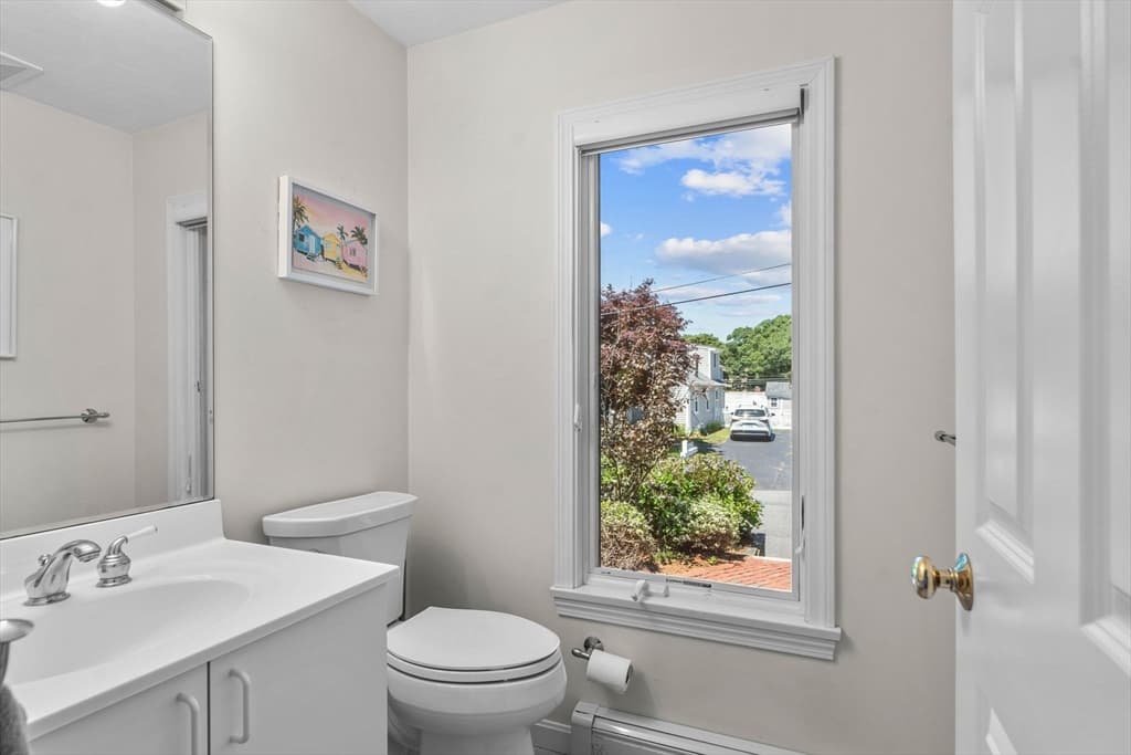 24 Bluff Ave, Mashpee MA 02649 photo 11