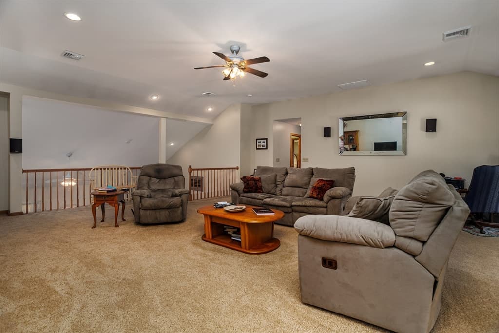 29 Morningside St, Leominster MA 01453 photo 6