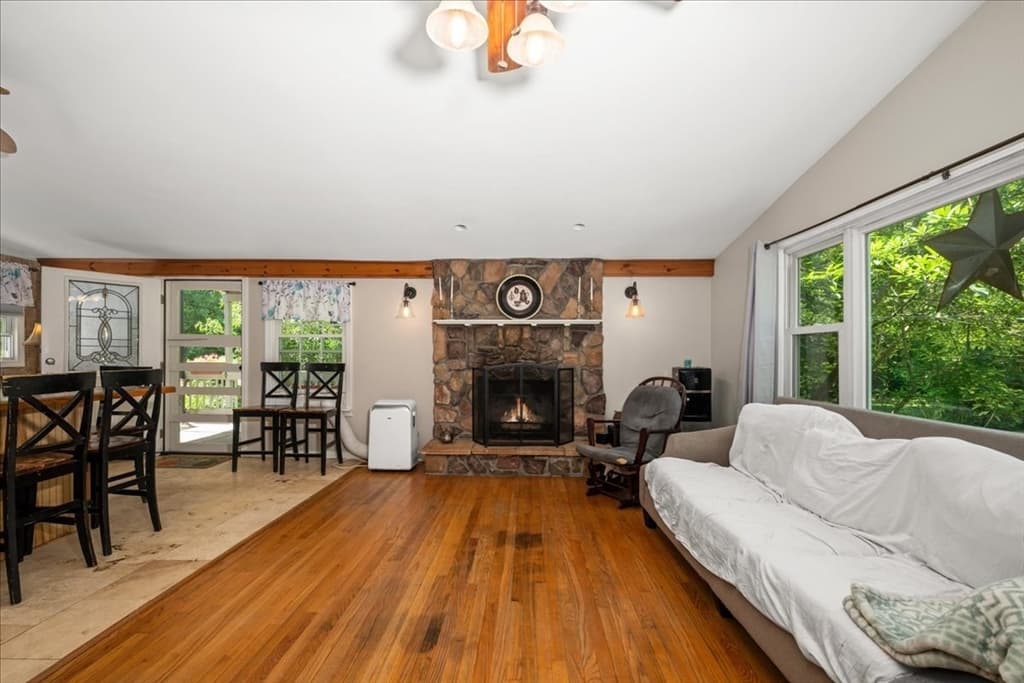 237 Boston Rd, Palmer MA 01069 photo 10