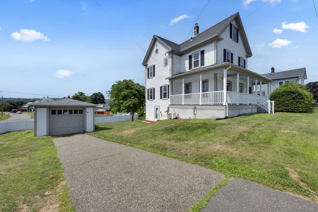 Single Family Residence at 109 South St, Ware MA 01082, Ware, photo 2 of 34
