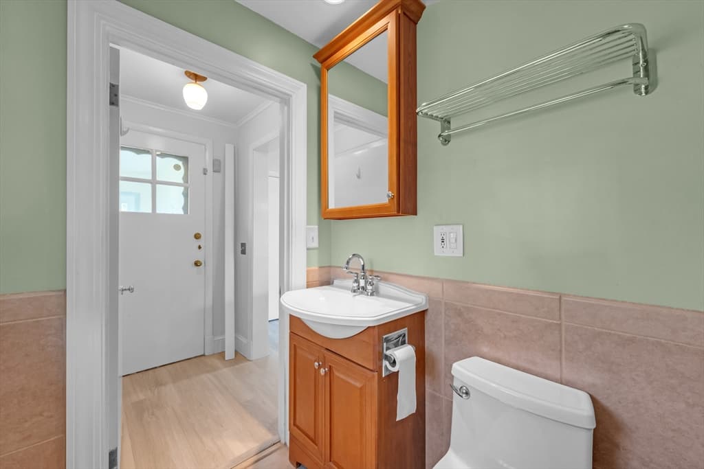 Single Family Residence at 109 South St, Ware MA 01082, Ware, photo 20 of 34