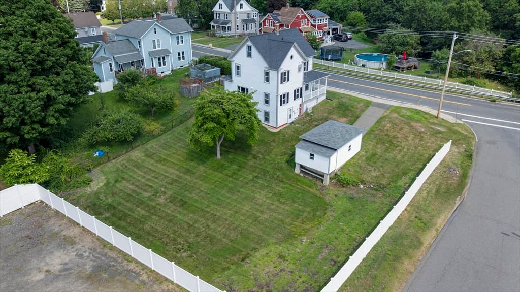 Single Family Residence at 109 South St, Ware MA 01082, Ware, photo 9 of 34