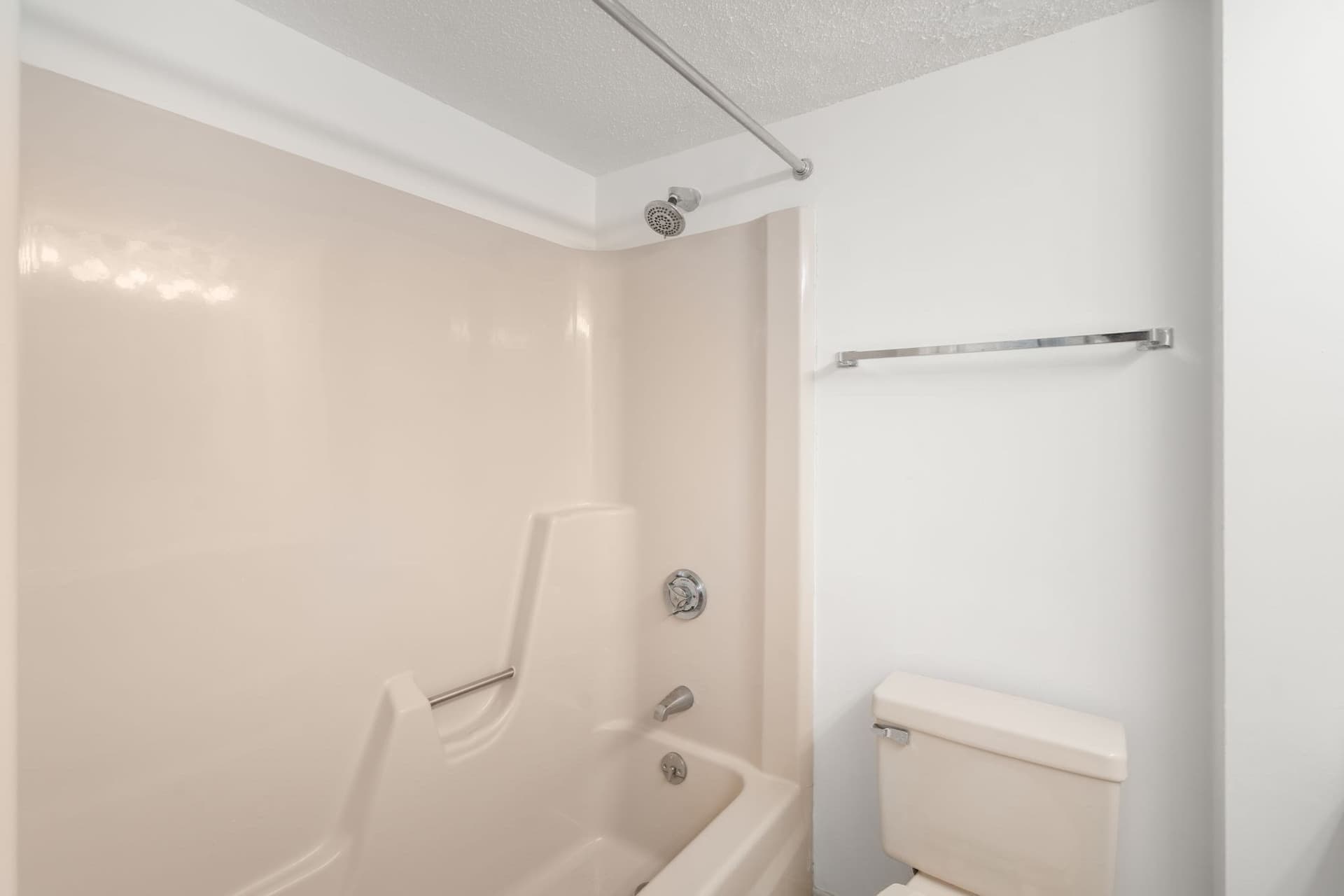 Condominium at 250 Hammond Pond Parkway # 1208N, Newton MA 02467, photo 13 of 21