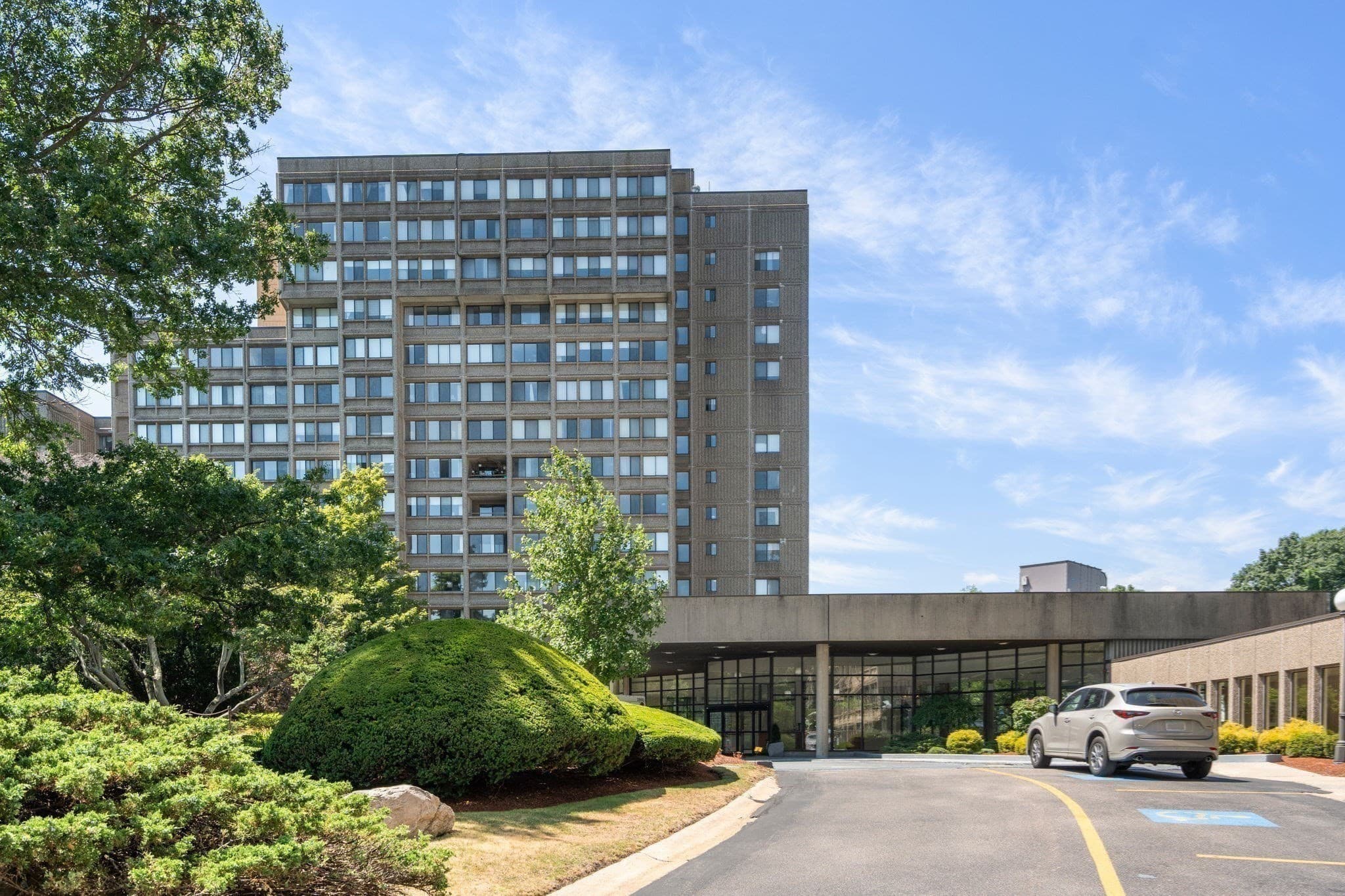 Condominium at 250 Hammond Pond Parkway # 1208N, Newton MA 02467, Newton, photo 21 of 21