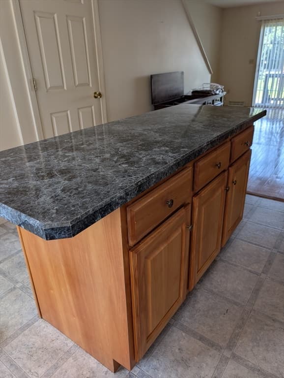 60 Waters Edge Dr # 60, Ludlow MA 01056 photo 2