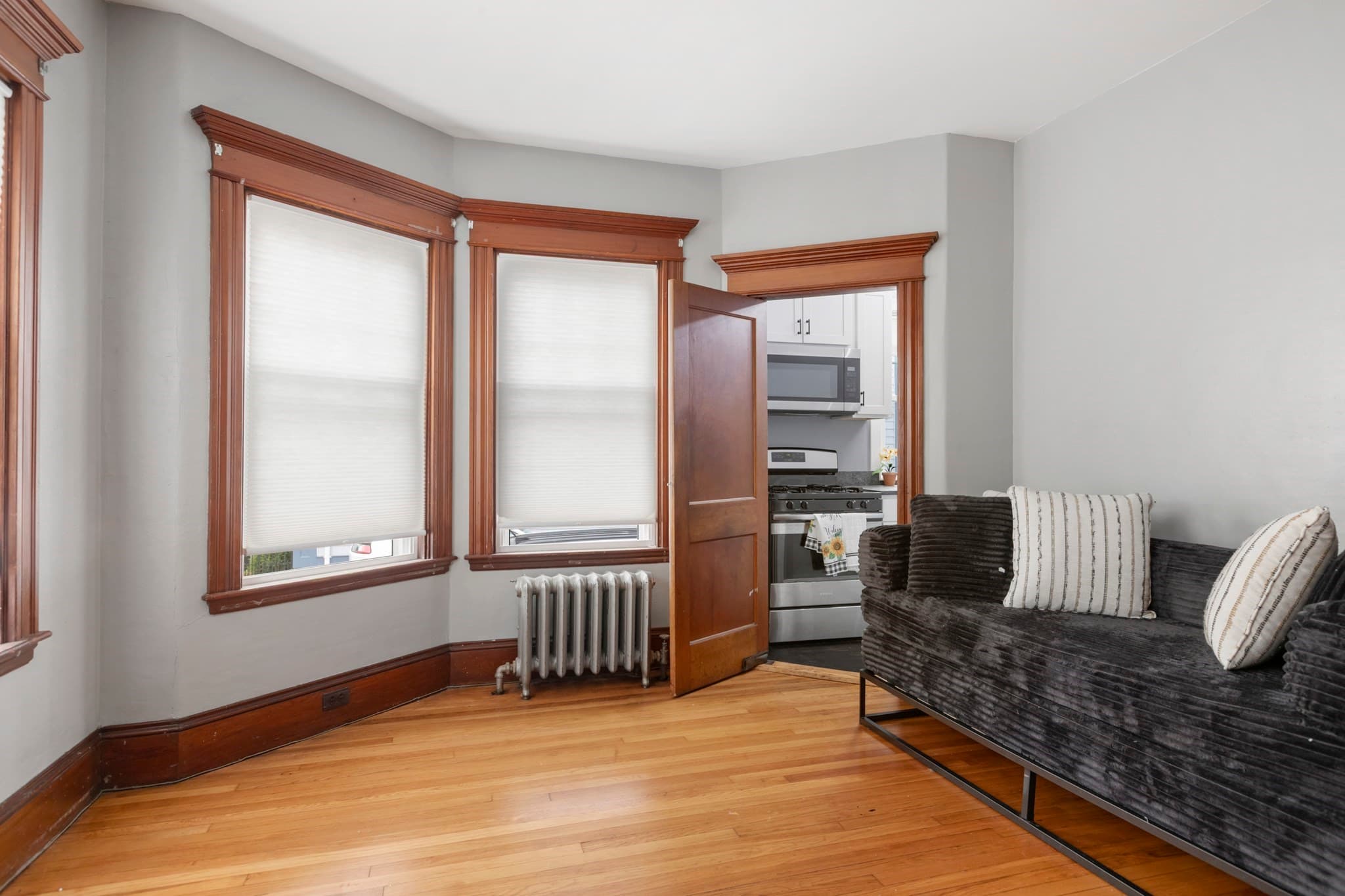 Single Family Residence at 596 County St, New Bedford MA 02740, photo 27 of 31