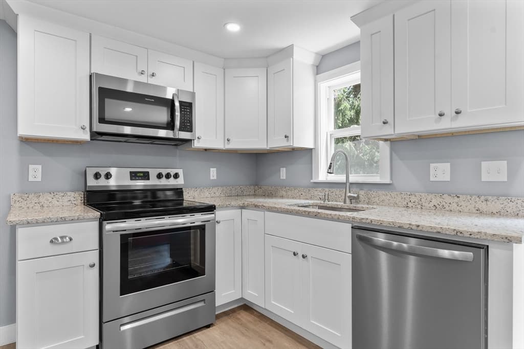 153 Dunns Pond Rd, Barnstable MA 02601 photo 6