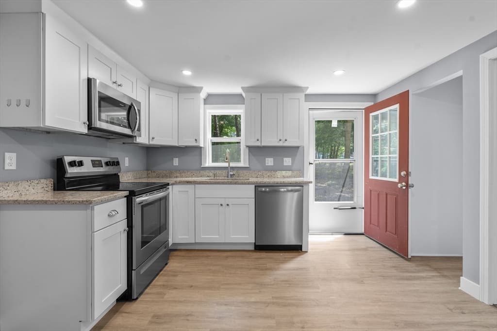 153 Dunns Pond Rd, Barnstable MA 02601 photo 10