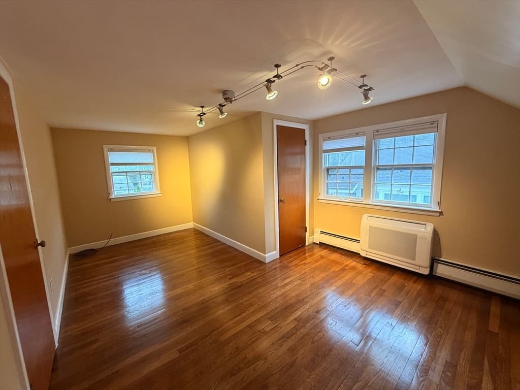 26 Pearl St, Lexington MA 02420 photo 3
