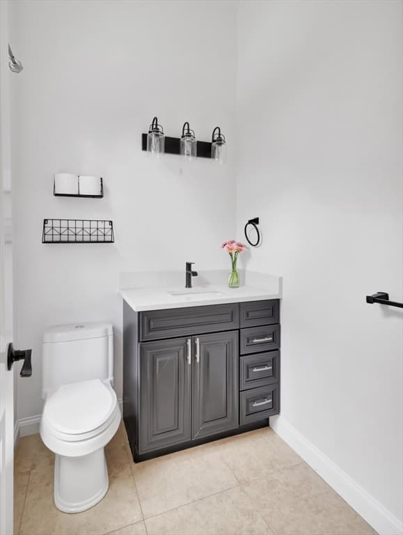 Single Family Residence at 31 Cedar St, North Reading MA 01864, North Reading, photo 13 of 42