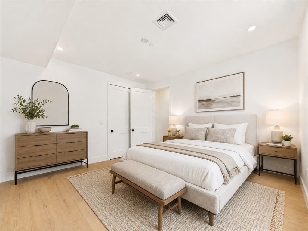 Condominium at 244 L Street # 7, Boston MA 02127, Boston, photo 34 of 37