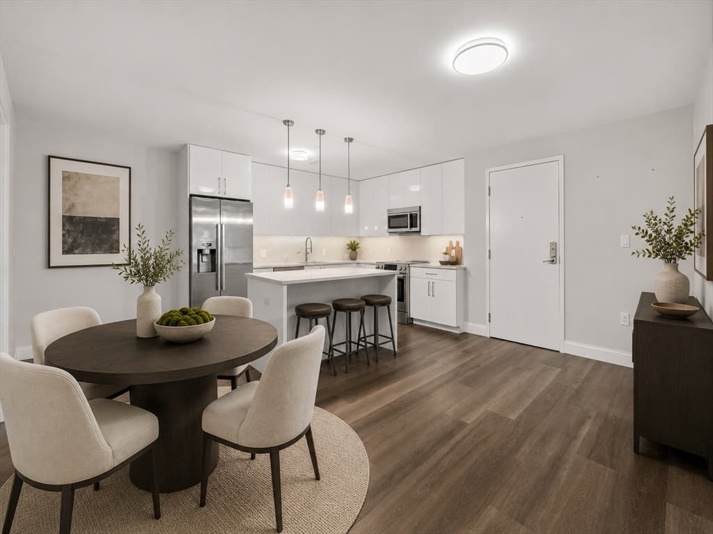 Condominium at 771 Harrison Ave. # 405, Boston MA 02118, Boston, photo 2 of 16