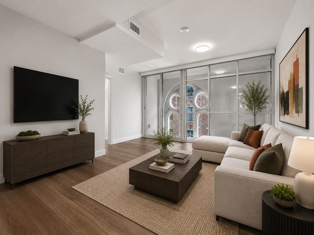 771 Harrison Ave. # 405, Boston MA 02118