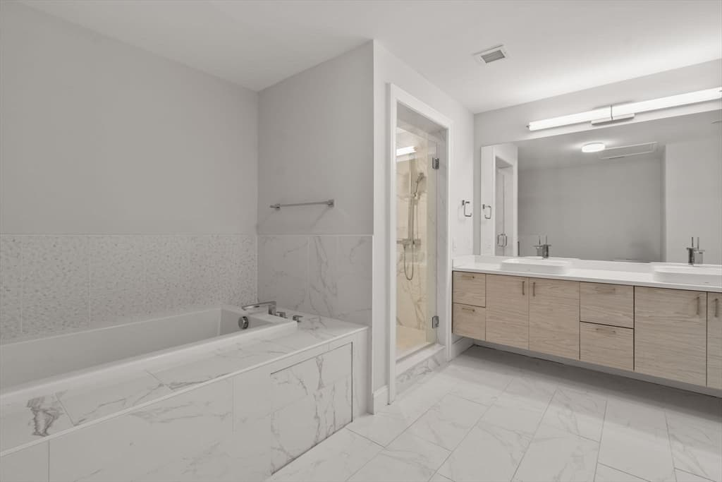 Condominium at 771 Harrison Ave. # 405, Boston MA 02118, Boston, photo 5 of 16