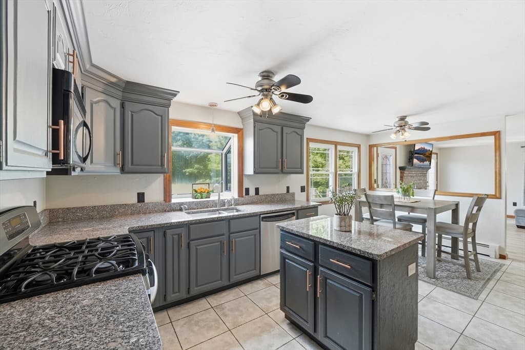 15 Sibley Rd, Ashburnham MA 01430 photo 6