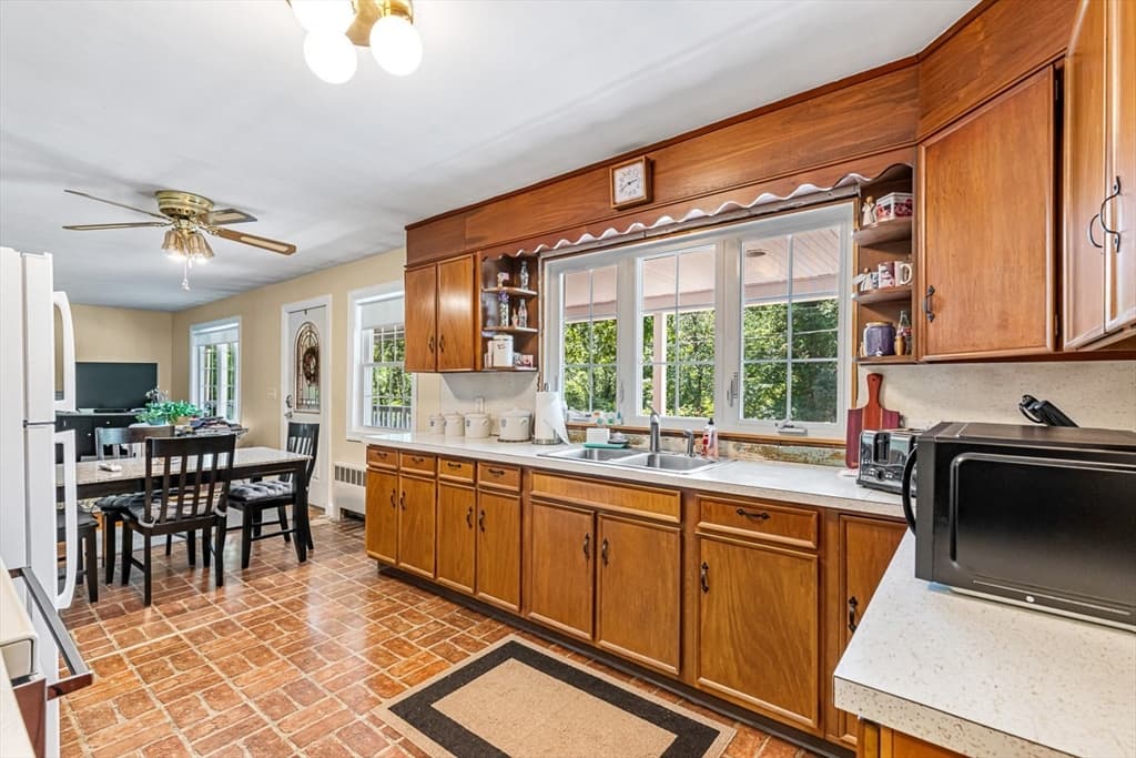 322 S. Main Street, Attleboro MA 02703 photo 19