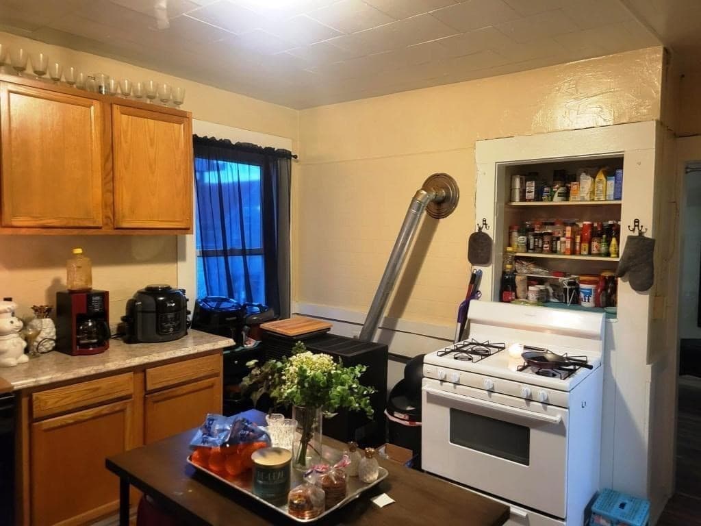 15-17 Dorchester St, Worcester MA 01610 photo 5