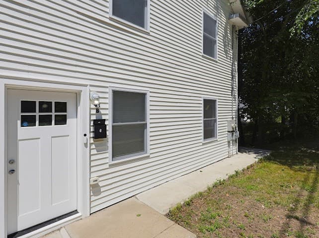91 Cottage St # B, Athol MA 01331 photo 2