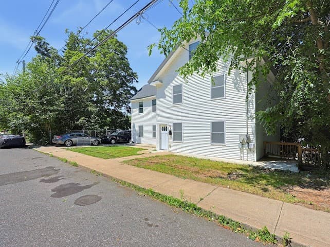 91 Cottage St # B, Athol MA 01331 photo 3