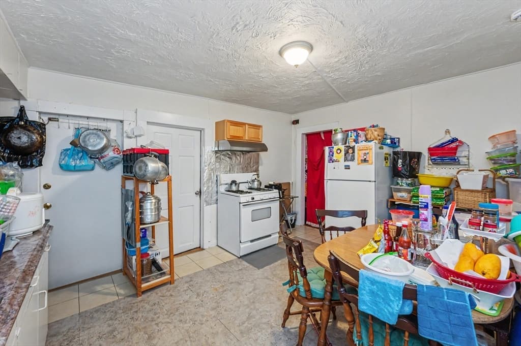 5 Dublin St, Lowell MA 01854 photo 16