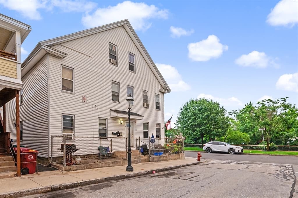 1 Dublin St, Lowell MA 01854 photo 31