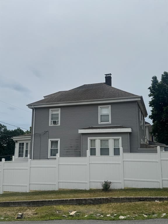 103 Manomet St, Brockton MA 02301 photo 4