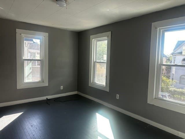 61-63 Acushnet Ave, Springfield MA 01105 photo 17