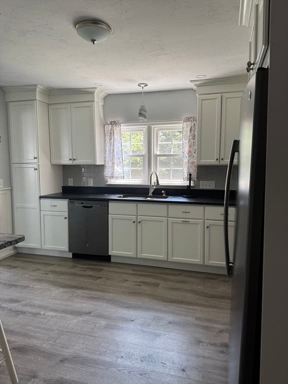 185 College St., Worcester MA 01610 photo 6
