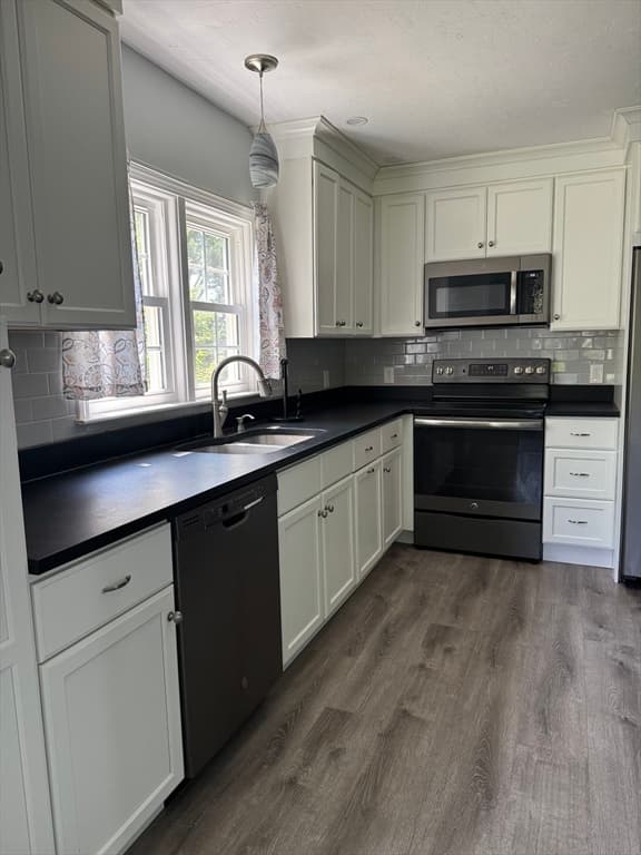185 College St., Worcester MA 01610 photo 5