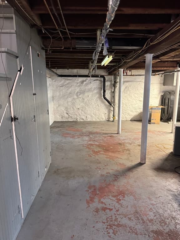 185 College St., Worcester MA 01610 photo 37
