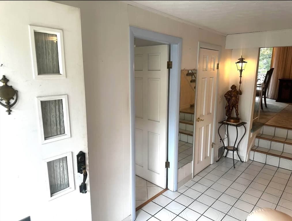 37 Rustcraft Rd, Dedham MA 02026 photo 3
