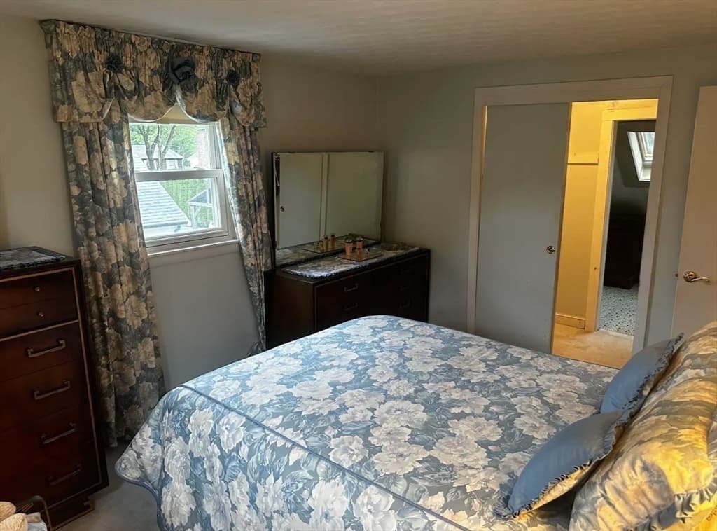 37 Rustcraft Rd, Dedham MA 02026 photo 19