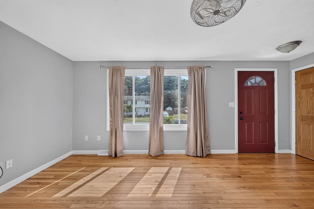17 Pine Knoll Ln # B, Taunton MA 02780 photo 16
