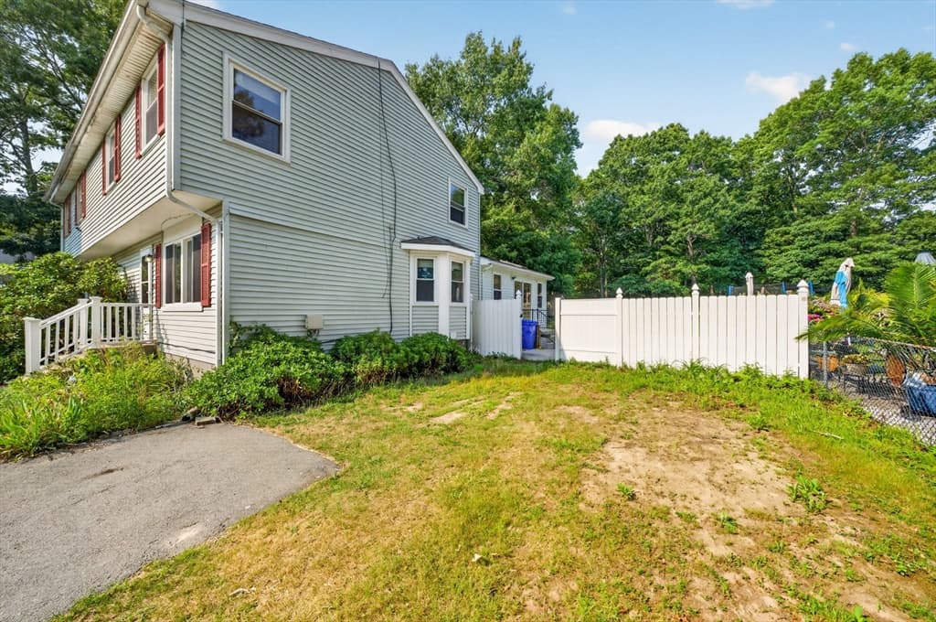 17 Pine Knoll Ln # B, Taunton MA 02780 photo 5