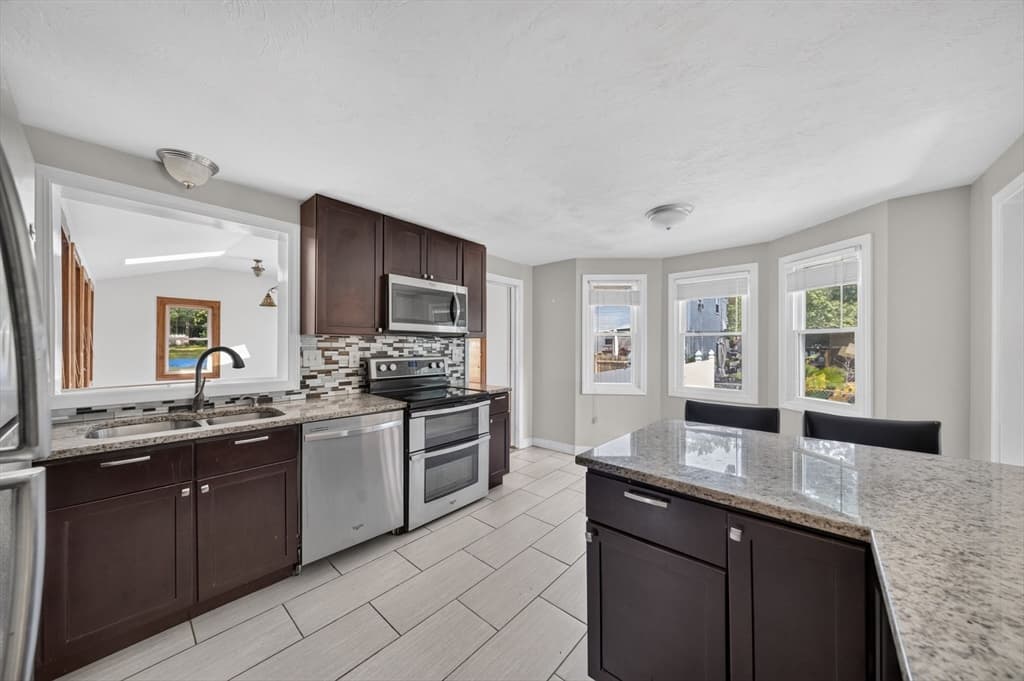 17 Pine Knoll Ln # B, Taunton MA 02780 photo 21