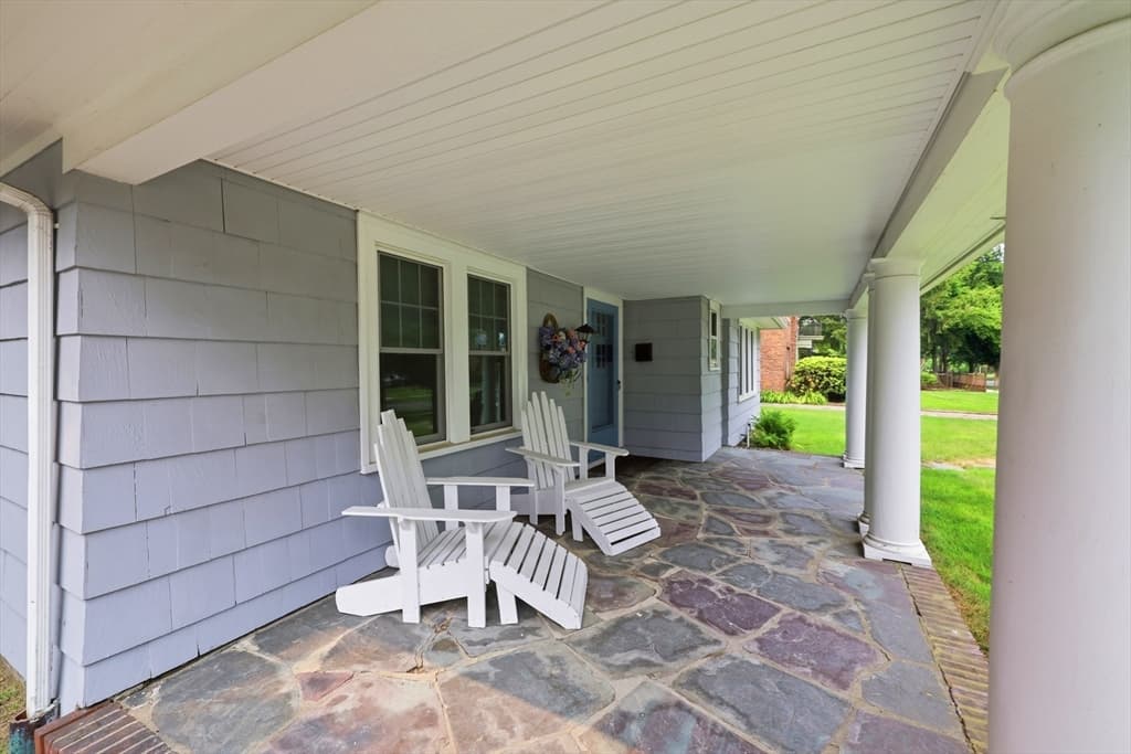 121 Farmington Ave, Longmeadow MA 01106 photo 3