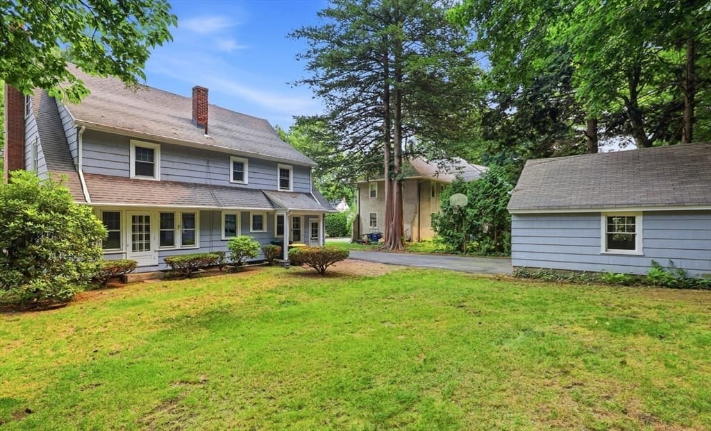 121 Farmington Ave, Longmeadow MA 01106 photo 4