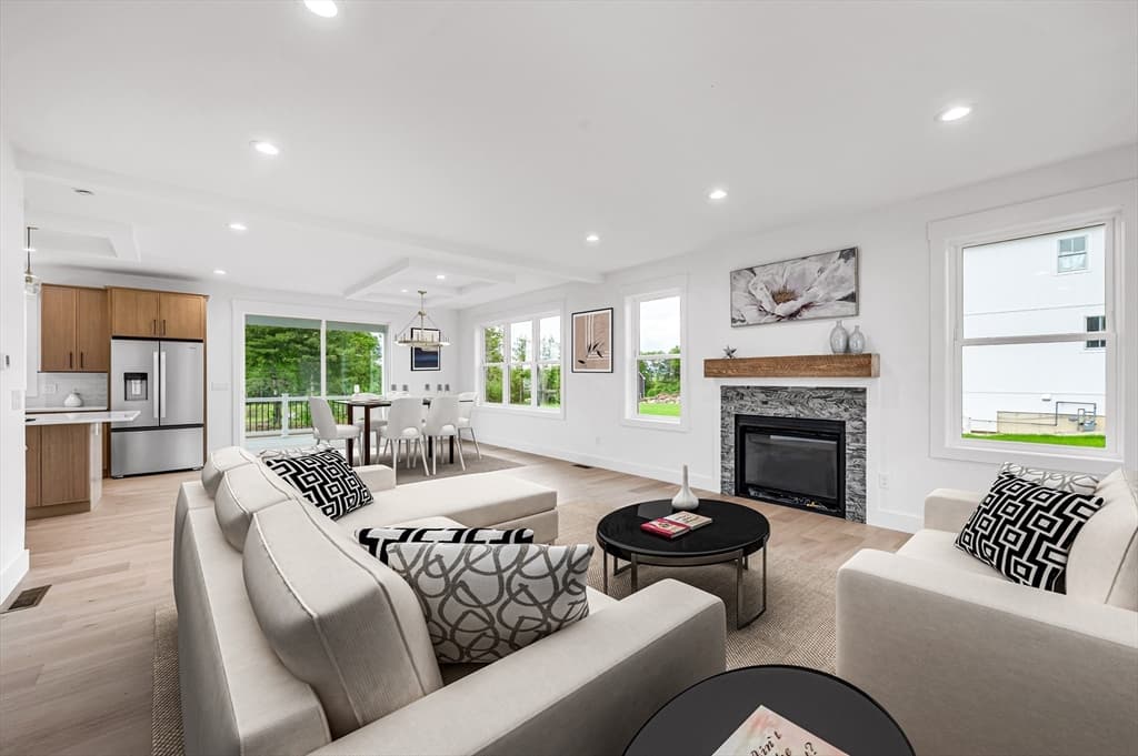 32 Balsam Hill Rd, Ludlow MA 01056 photo 5