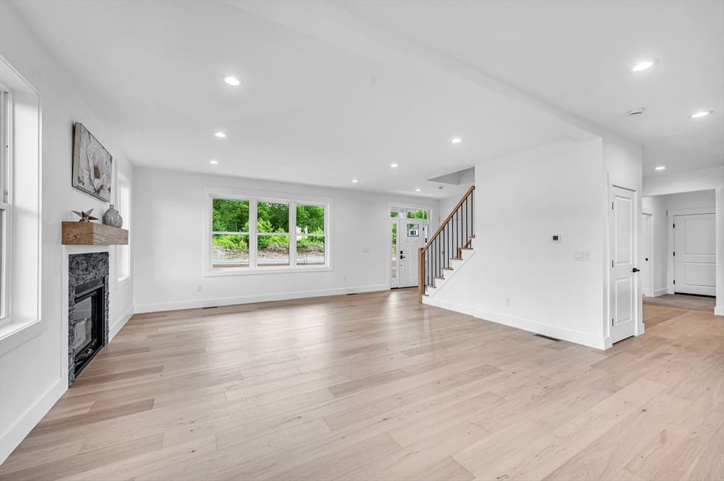32 Balsam Hill Rd, Ludlow MA 01056 photo 11