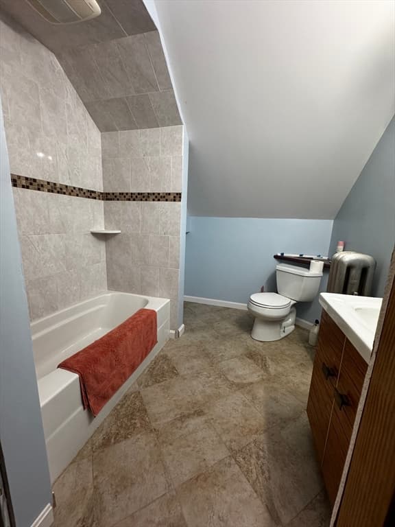 21 Dryden St, Worcester MA 01605 photo 3