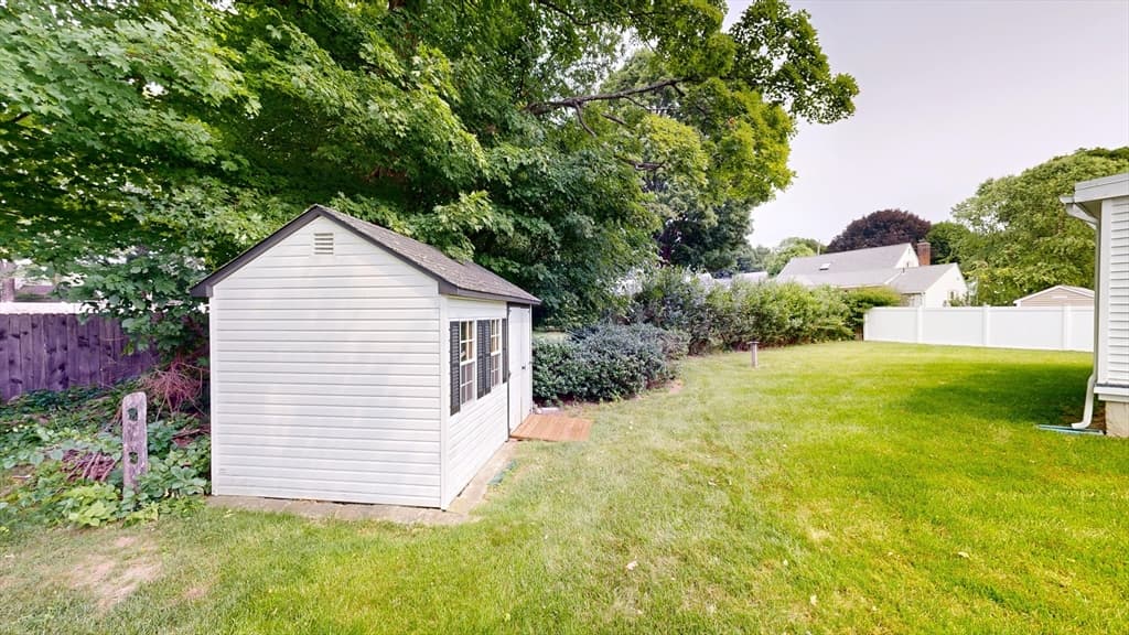 6 Maple Circle, Shrewsbury MA 01545 photo 7