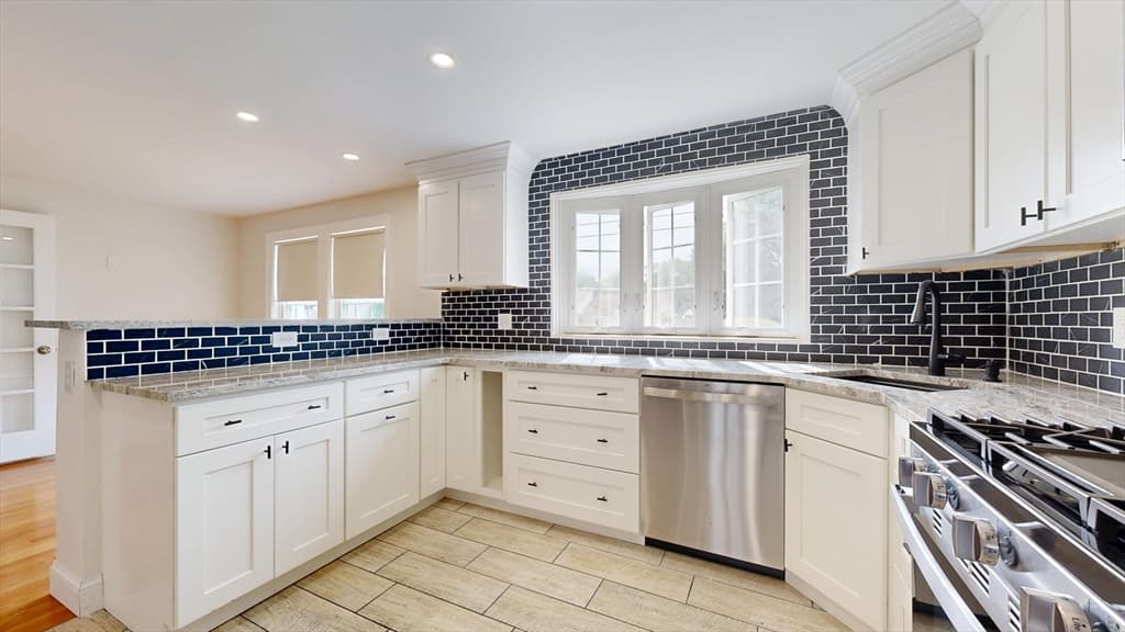 6 Maple Circle, Shrewsbury MA 01545 photo 9