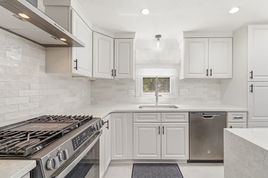 Single Family Residence at 15 Sycamore Street, Millbury MA 01527, Millbury, photo 10 of 40