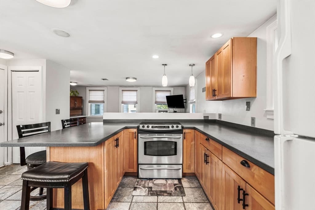 170 1/2 Granite Street # 3, Rockport MA 01966 photo 7