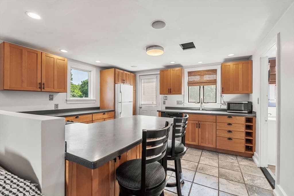 170 1/2 Granite Street # 3, Rockport MA 01966 photo 8